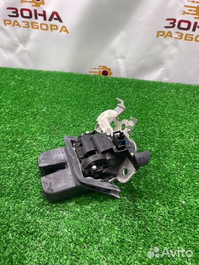 Замок багажника Audi S-Line Q5 8R CDN 2012