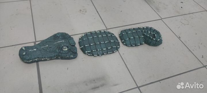 Декор в сад крокодил