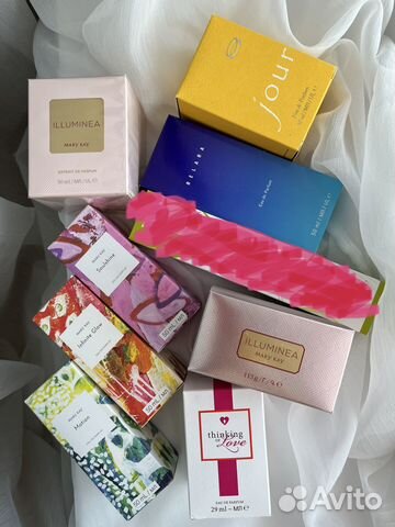 Туалетная вода, суфле (крем) для тела Мэри Кэй