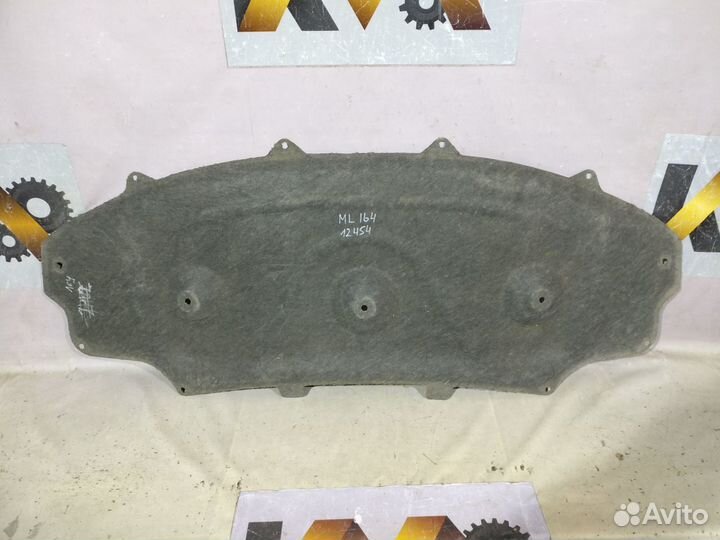 Мерседес ML 164 2005-2011 Обшивка капота 12454