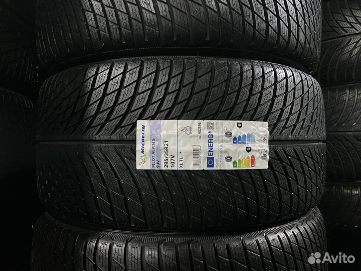 Michelin Pilot Alpin 5 295/35 R21 и 285/40 R20 105V