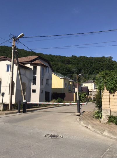 Дом 325,5 м² на участке 8 сот.