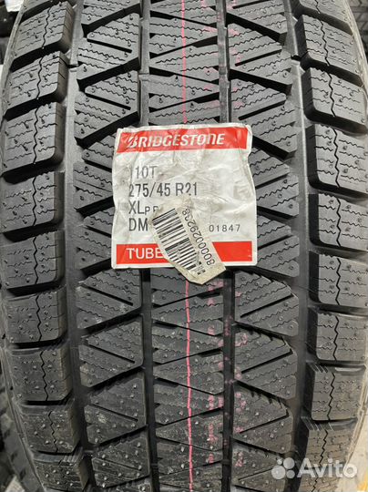 Bridgestone Blizzak DM-V3 275/45 R21 110T