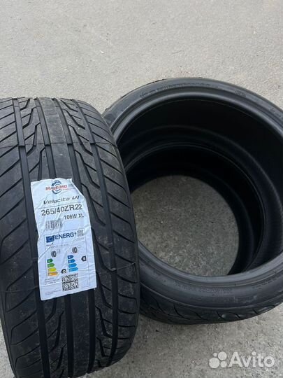 Massimo Velocita U1 265/40 R22 106W