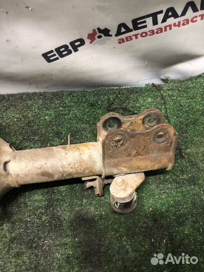 Амортизатор подвески задний правый Kia Spectra