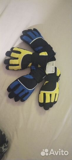 Перчатки болоневые новые зимние