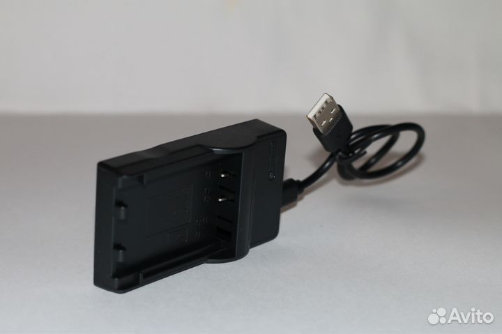 Зарядное устройство для Canon LP-E17