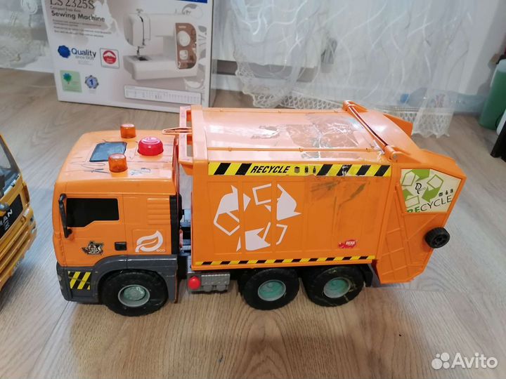 Детские игрушки машины бу