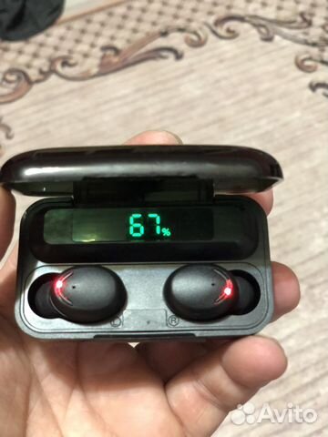 Беспроводные наушники и power bank