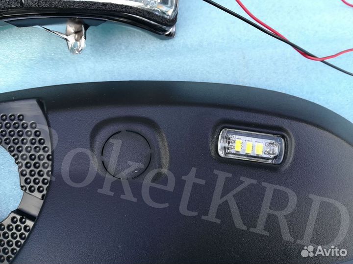 Корпуса зеркал land cruiser 200 Белые