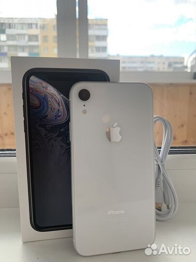 iPhone Xr, 64 ГБ