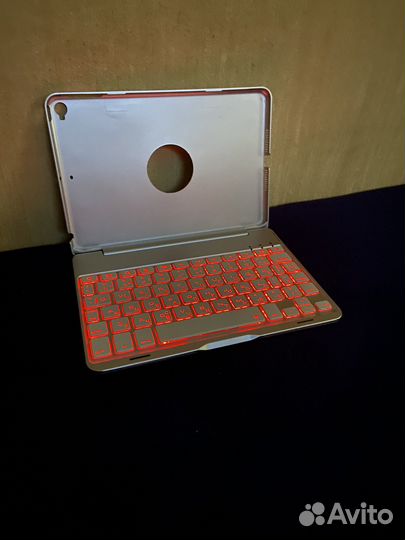 Чехол клавиатура iPad mini 5