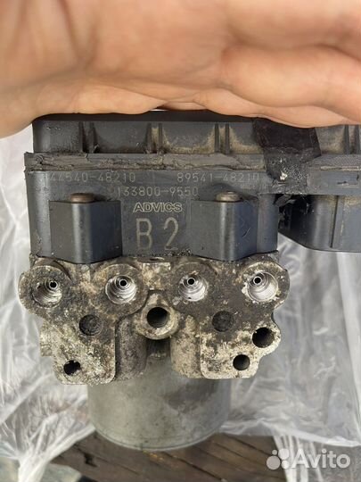 Блок ABS Toyota Highlander