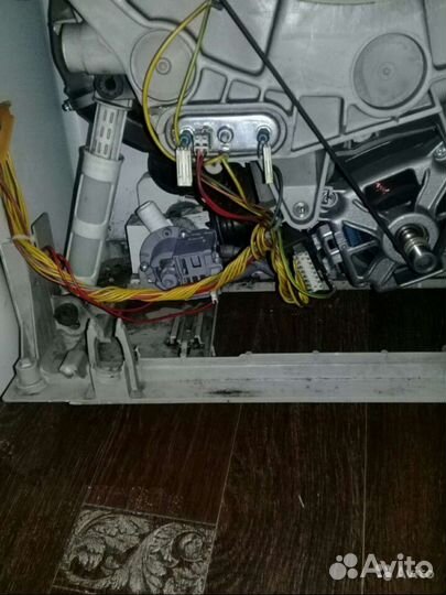 Ремонт стиральных посудомоечных машин Холодильнико