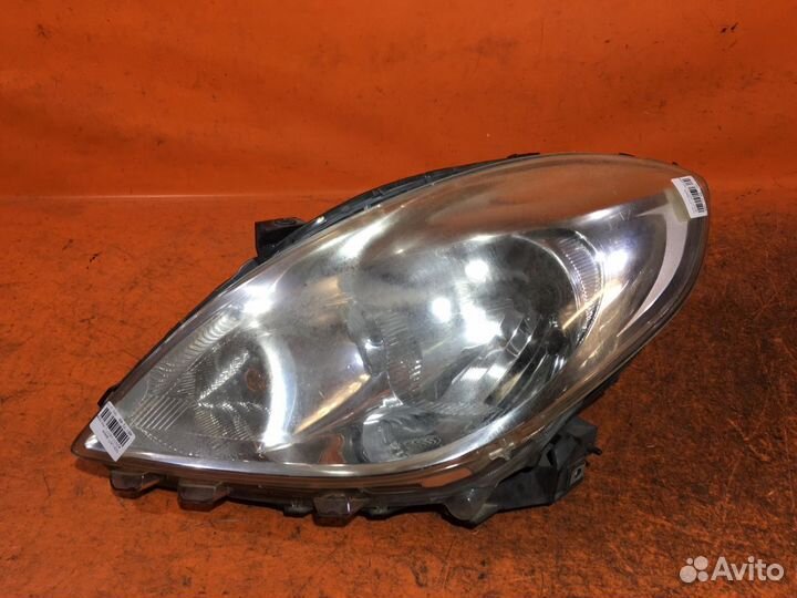 Фары Nissan Latio N17