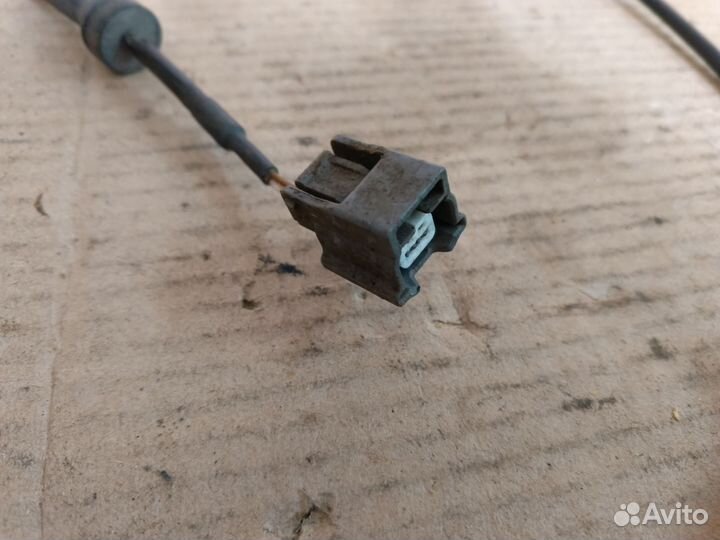 Датчик ABS передний Renault Koleos