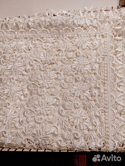 Скатерть кружевная. Новая