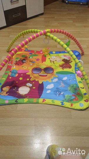 Развивающийся коврик