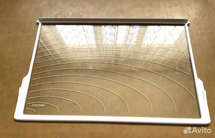 Стекло закаленное (полка от холодильника )