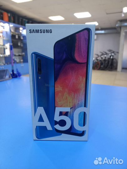 Samsung Galaxy A50, 4/64 ГБ