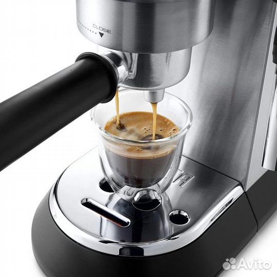 Кофеварка рожковая delonghi новая