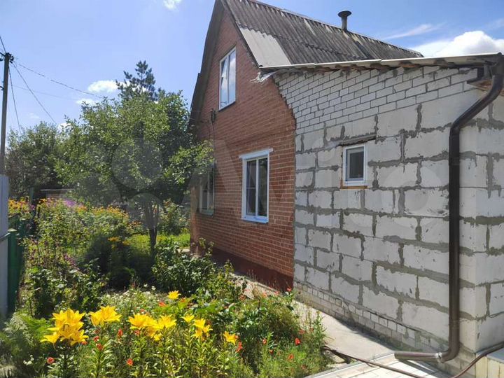 Дача 52,3 м² на участке 6 сот.