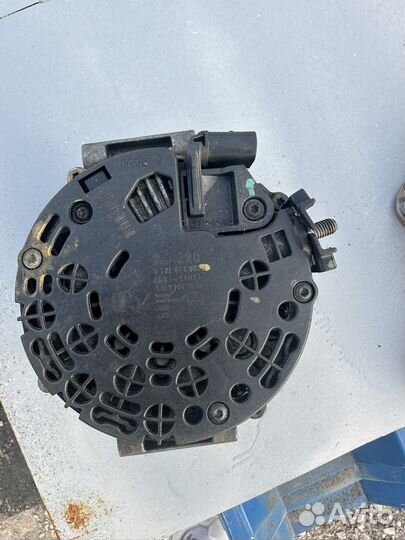 A0131540602 генератор Mercedes V12 S600 W221