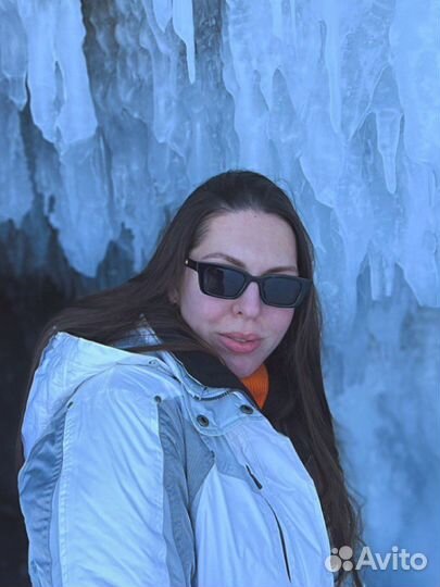 Солнцезащитные очки с футляром