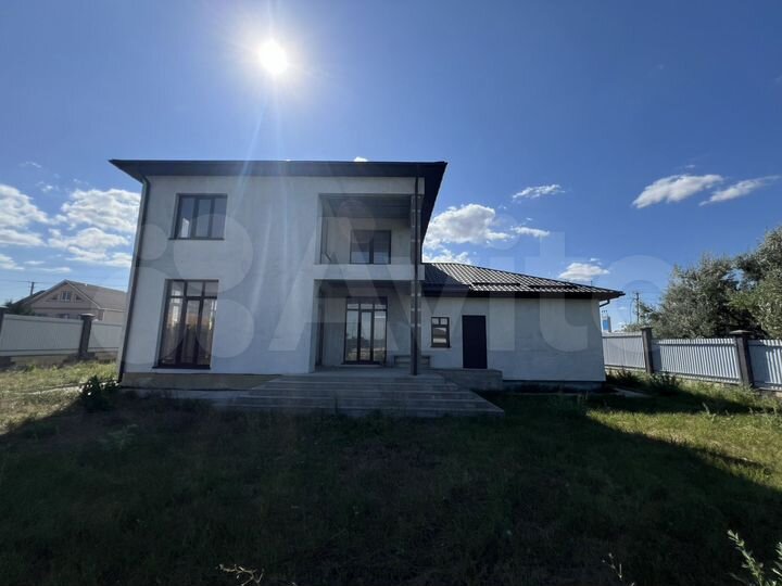 Дом 269 м² на участке 10,7 сот.