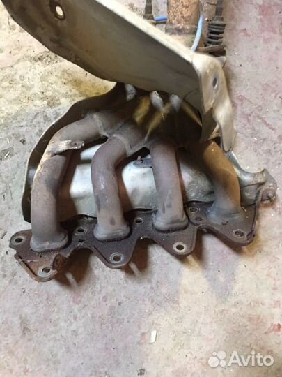 Выпускной коллектор К4М renault/ларгус