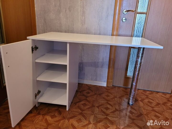 Стол для мастера маникюра