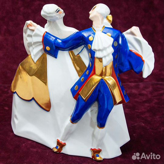 Антикварная Фарфоровая Статуэтка