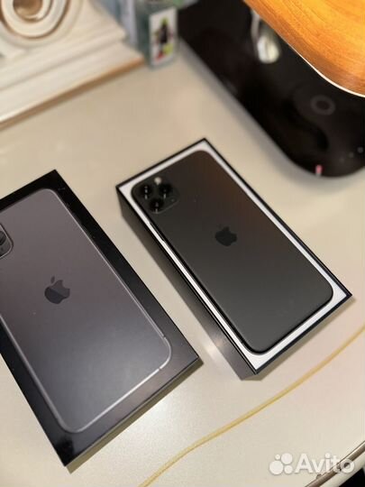 iPhone 11 Pro Max, 256 ГБ