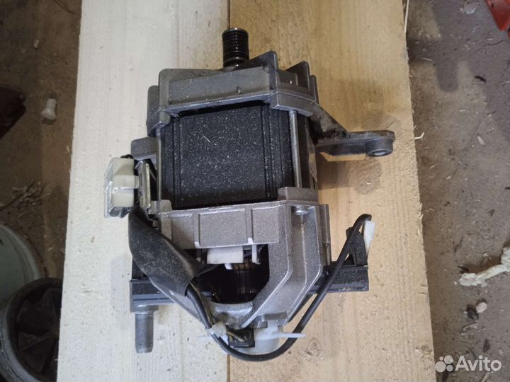 Мотор к стиральной машине Beko