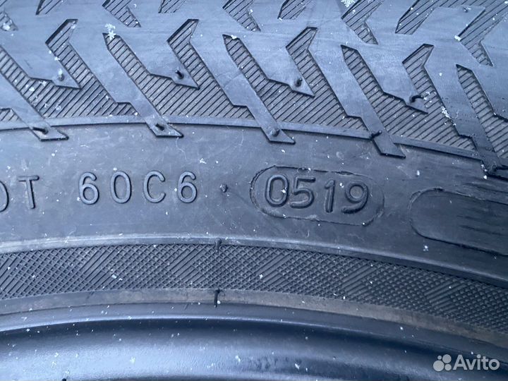 Nokian Tyres Hakkapeliitta 8 SUV 235/55 R17