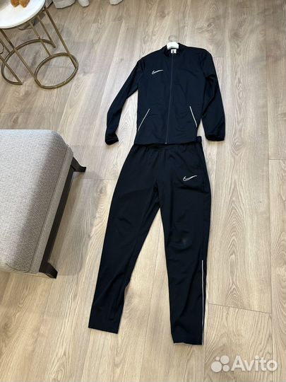 Костюм спортивный Nike Academy21 CW6131-010