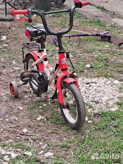 Детский трехколесный велосипед бу