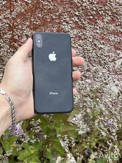 iPhone X, 64 ГБ