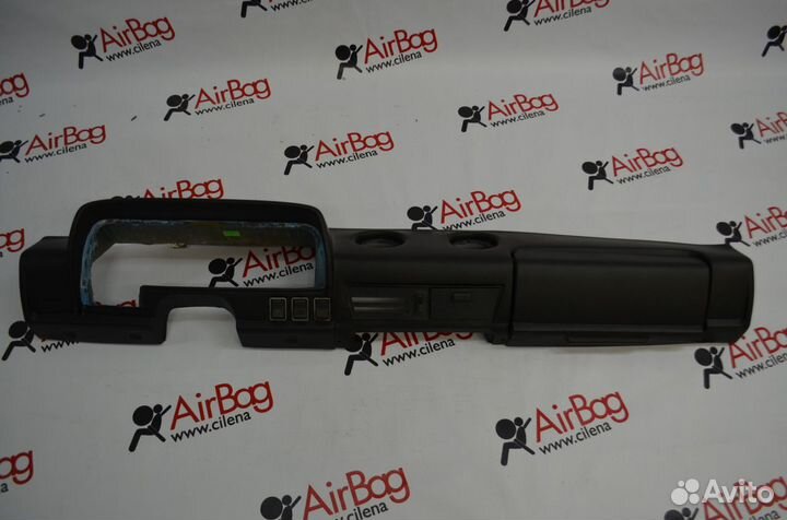 Торпедо панель приборов Niva