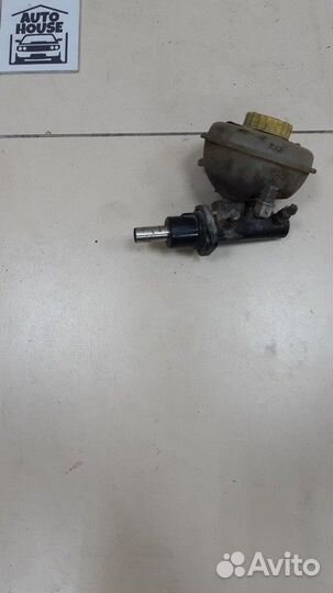 Главный тормозной цилиндр Audi 80