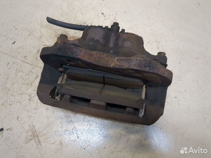 Суппорт Infiniti QX4 (JR50), 1997