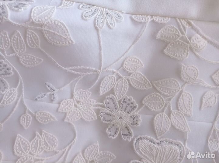 Белый брючный костюм 42-44р-р