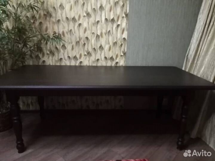 Стол обеденный из дуба
