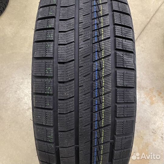 Tracmax X-Privilo S360 235/50 R21 101T