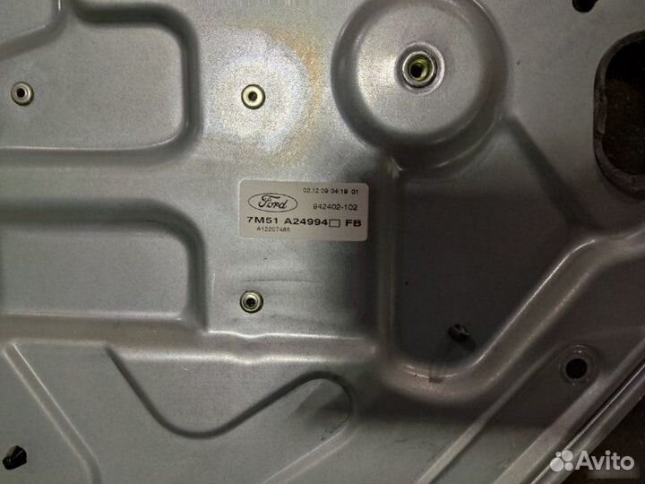 Стеклоподъемник задний правый Ford Focus 2