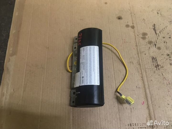 Подушка безопасности задняя левая Audi A6 C6