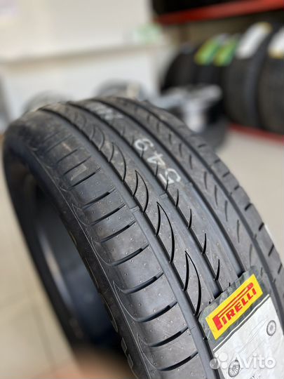 Pirelli Powergy 215/55 R17 98Y