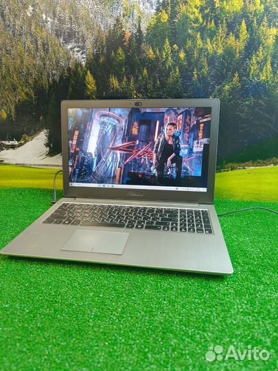 Ноутбук Asus для игр в металлическом корпусе