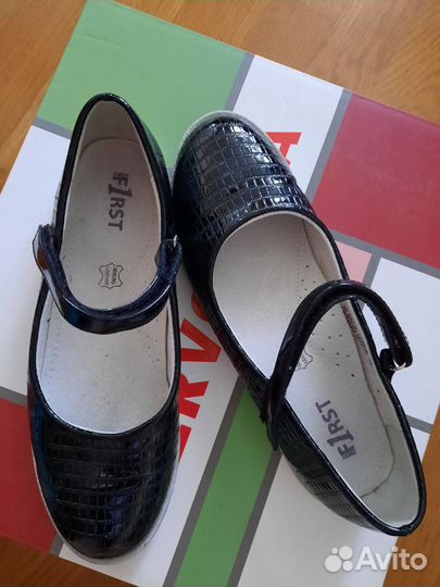 Туфли для девочки размер 36