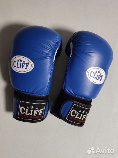Боксерские перчатки